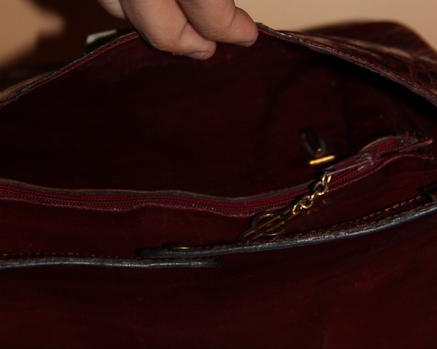 Sac - pochette croco caraïbes bordeaux vintage en parfait état