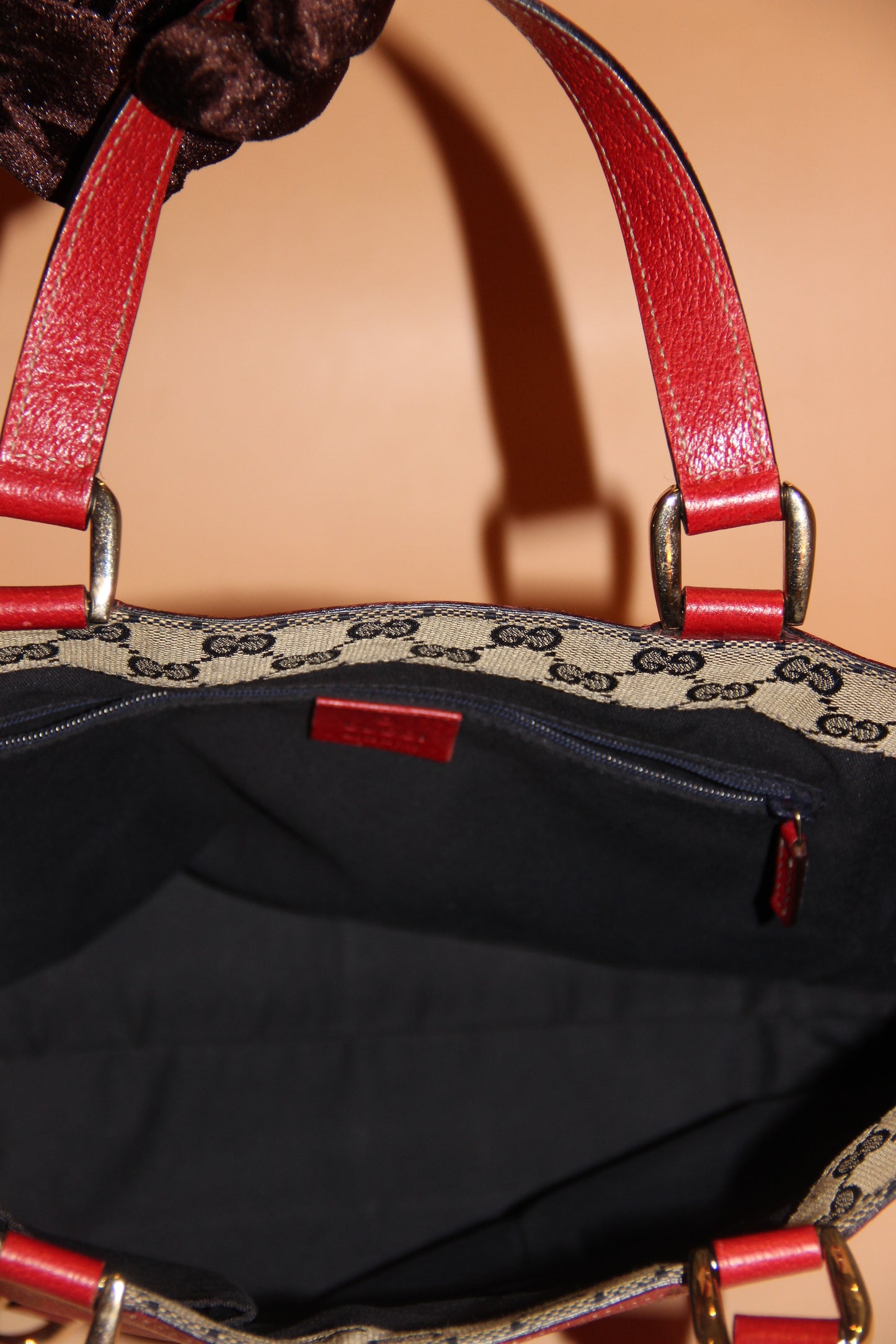 Sac cabas Gucci petit format "Red Abbey D-Ring" en cuir rouge