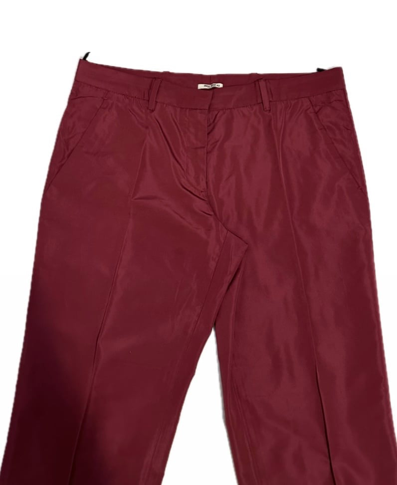 Pantalon court Miu Miu Bordeaux satiné T. 38 EU (M)
