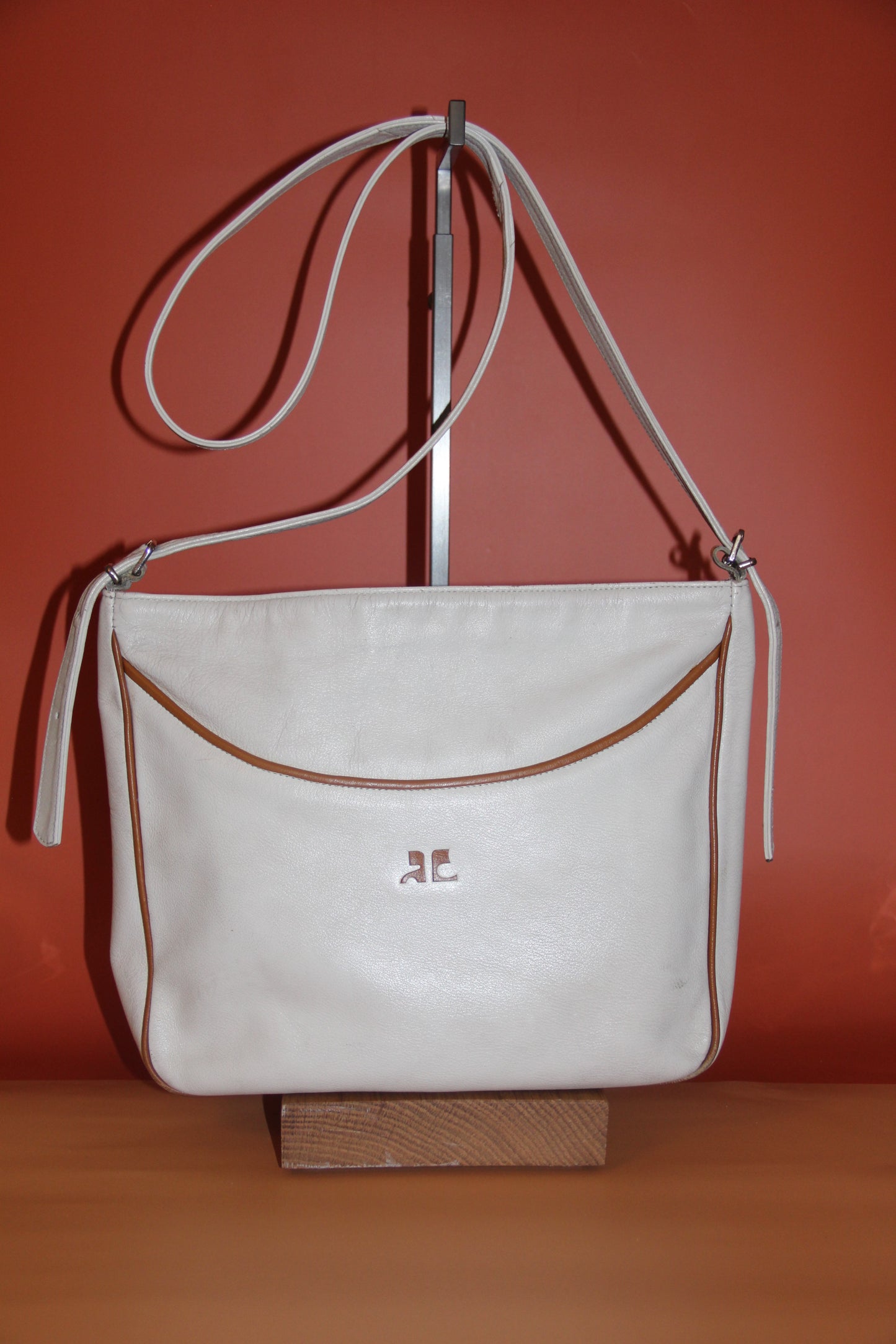 sac à main Courreges en cuir blanc