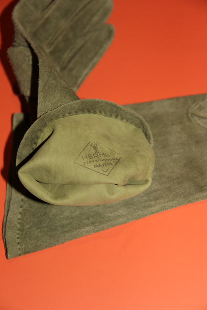 Lot Hermès: sac à main "Palonnier" + gants assortis kaki