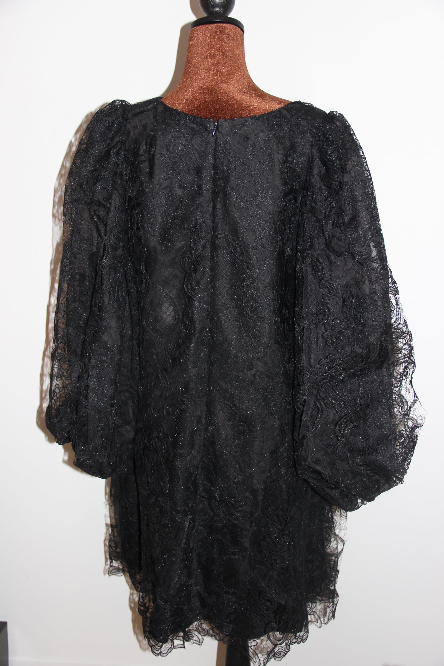 Robe Max Chaoul de couture noire en dentelle T. XXL /44
