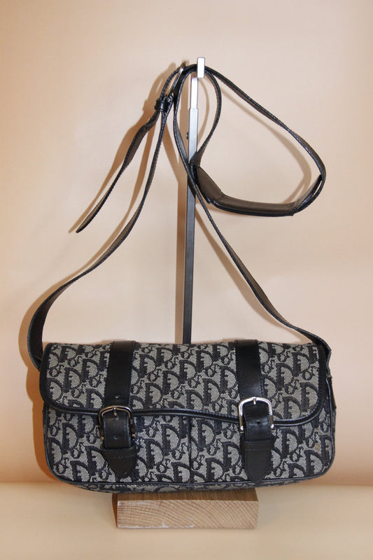 Sac à main DIOR vintage monogramme